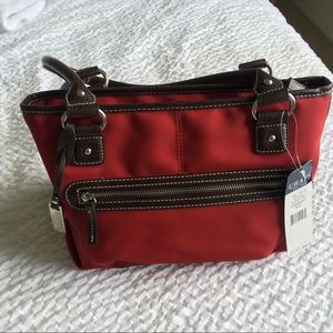 Chaps est 1978 red purse